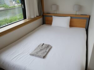 Hotel Noum OSAKA ホテル　ノウム　大阪　ベッド