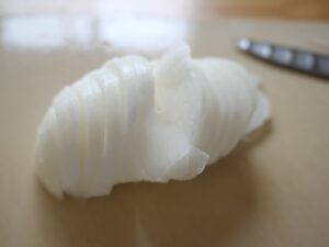 レシピ　新じゃがいもの美味しい食べ方　タルティフレット　作り方　玉ねぎスライス