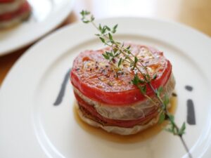 簡単レシピ　焼き白茄子とトマトのミルフィーユ　 作り方　茄子　美味しい食べ方