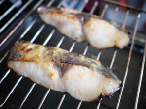 レシピ　さわらの西京焼き　作り方　魚　さわらを魚焼きグリルで焼く